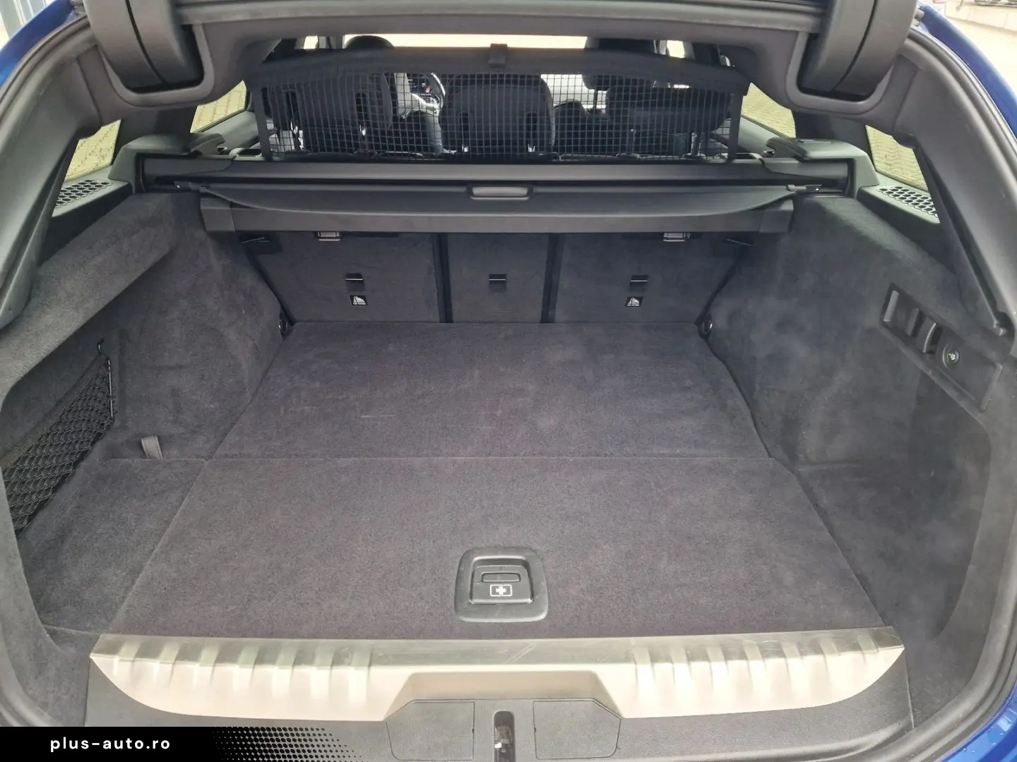 BMW 330e M Sportpaket Head-Up HiFi DAB LED