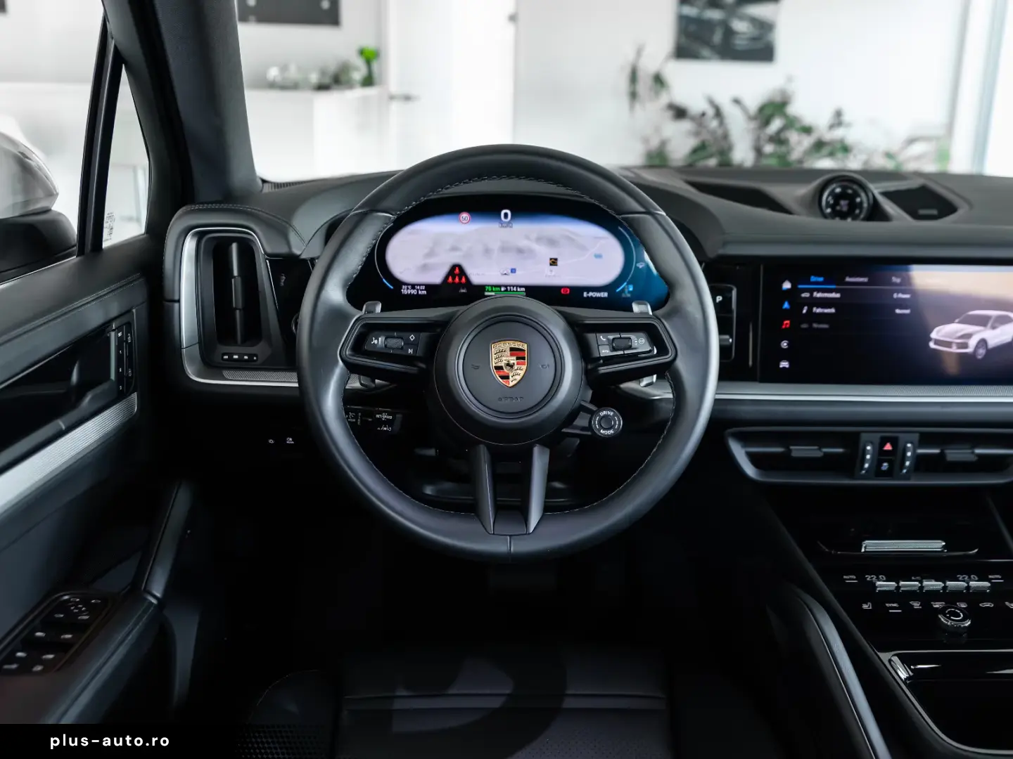 Porsche Cayenne E-Hybrid Pano Luft Beifahrerdisplay