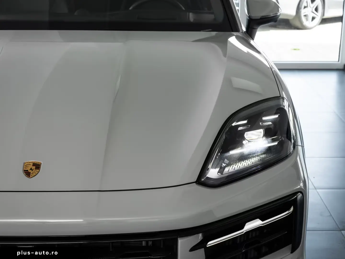 Porsche Cayenne E-Hybrid Pano Luft Beifahrerdisplay