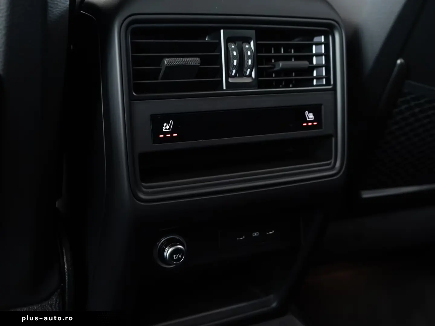 Porsche Cayenne E-Hybrid Pano Luft Beifahrerdisplay