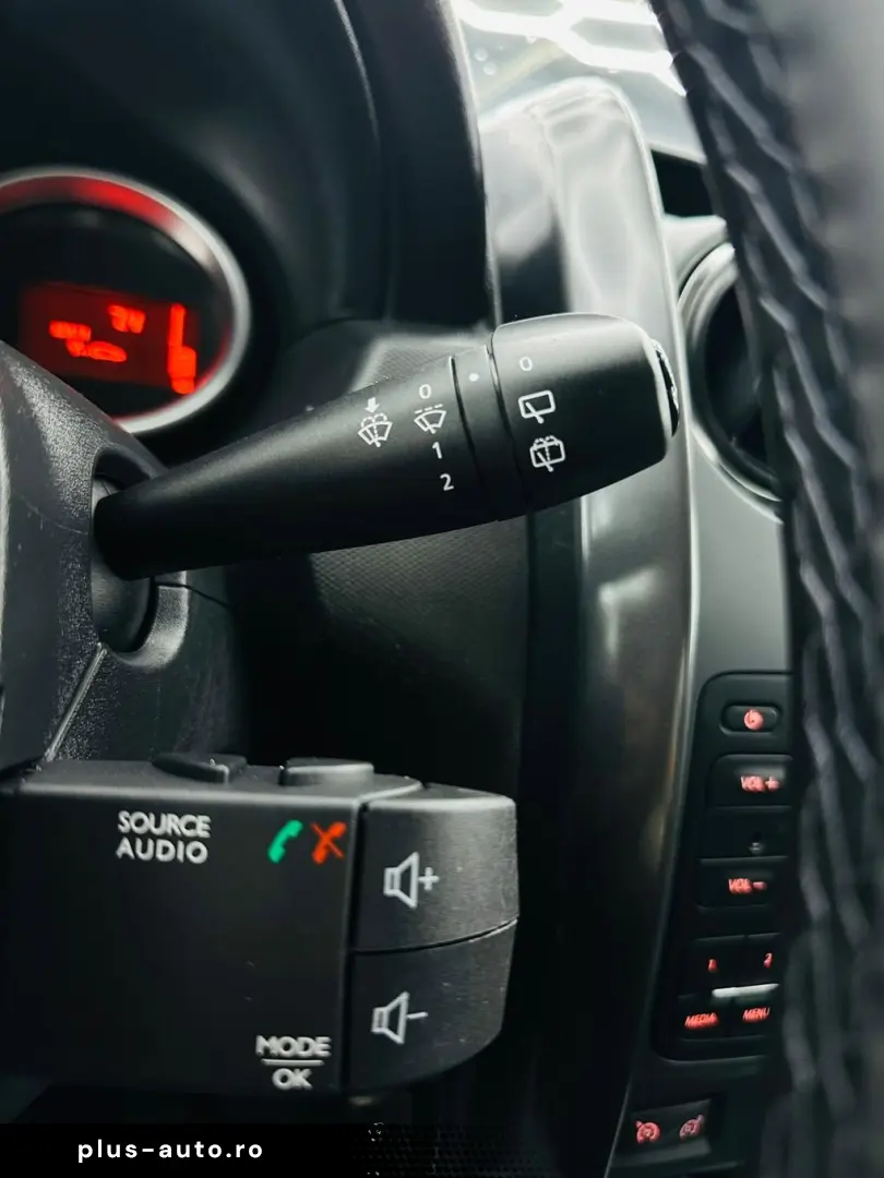 DACIA DUSTER 2018 1.6i E6 Garantie 12 Luni Rate Avans 0 Doar