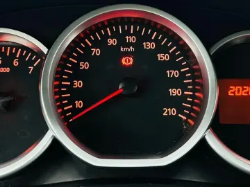 DACIA DUSTER 2018 1.6i E6 Garantie 12 Luni Rate Avans 0 Doar