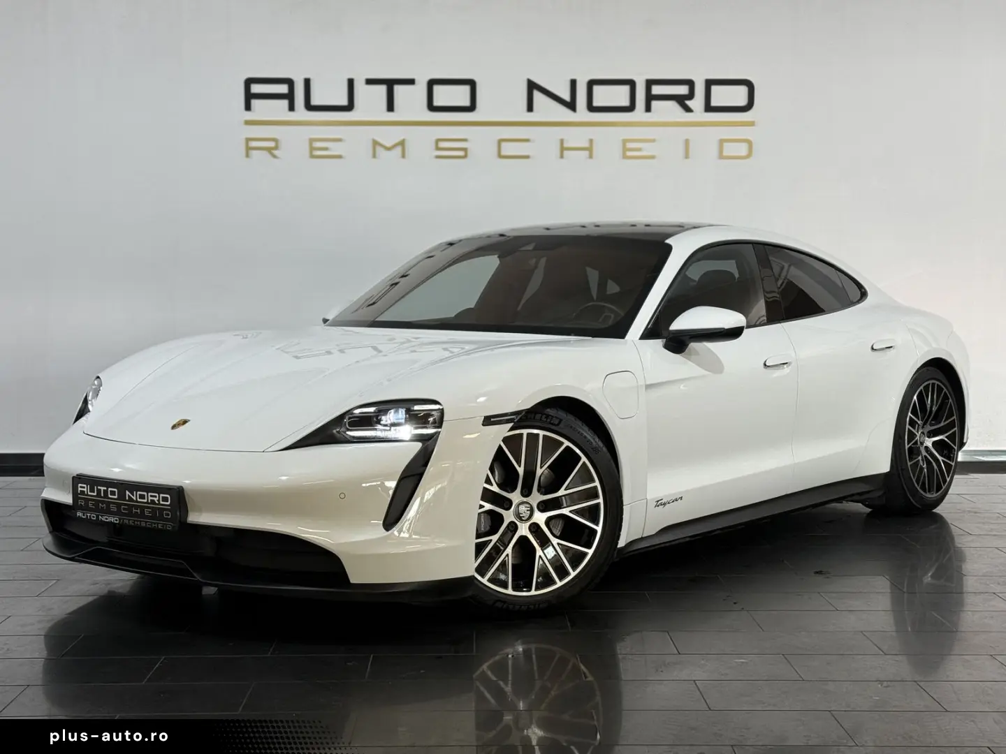 PORSCHE Taycan  Sport-Chrono Pano PDLS  79 2kWh Approved