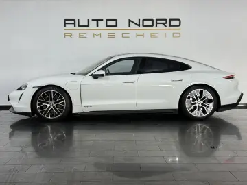 PORSCHE Taycan  Sport-Chrono Pano PDLS  79 2kWh Approved