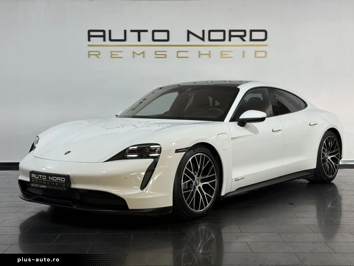 PORSCHE Taycan  Sport-Chrono Pano PDLS  79 2kWh Approved