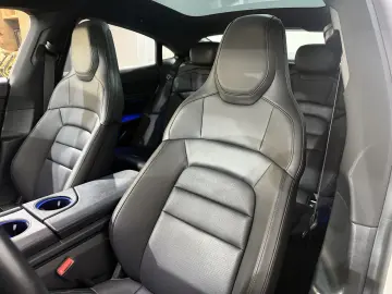 PORSCHE Taycan  Sport-Chrono Pano PDLS  79 2kWh Approved