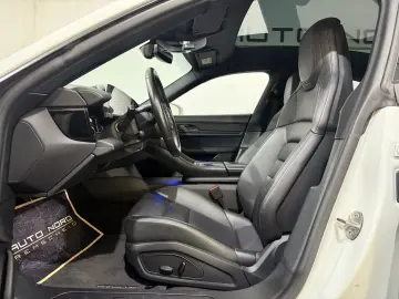 PORSCHE Taycan  Sport-Chrono Pano PDLS  79 2kWh Approved