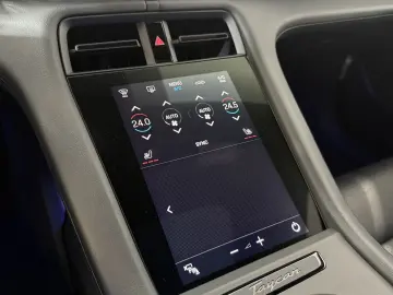 PORSCHE Taycan  Sport-Chrono Pano PDLS  79 2kWh Approved