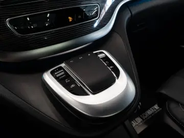 MERCEDES-BENZ EQV 300 lang AVANTGARDE PANO BURMESTER&hellip;