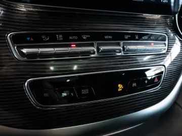 MERCEDES-BENZ EQV 300 lang AVANTGARDE PANO BURMESTER&hellip;