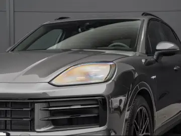 Porsche Cayenne E-Hybrid Panorama BOSE Head-Up
