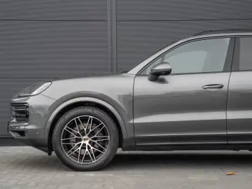 Porsche Cayenne E-Hybrid Panorama BOSE Head-Up