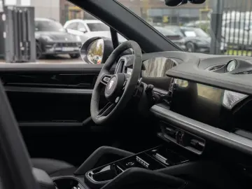 Porsche Cayenne E-Hybrid Panorama BOSE Head-Up