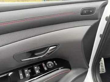 HYUNDAI Tucson Plug-In Hybrid N Line Sitz-Paket Assisten