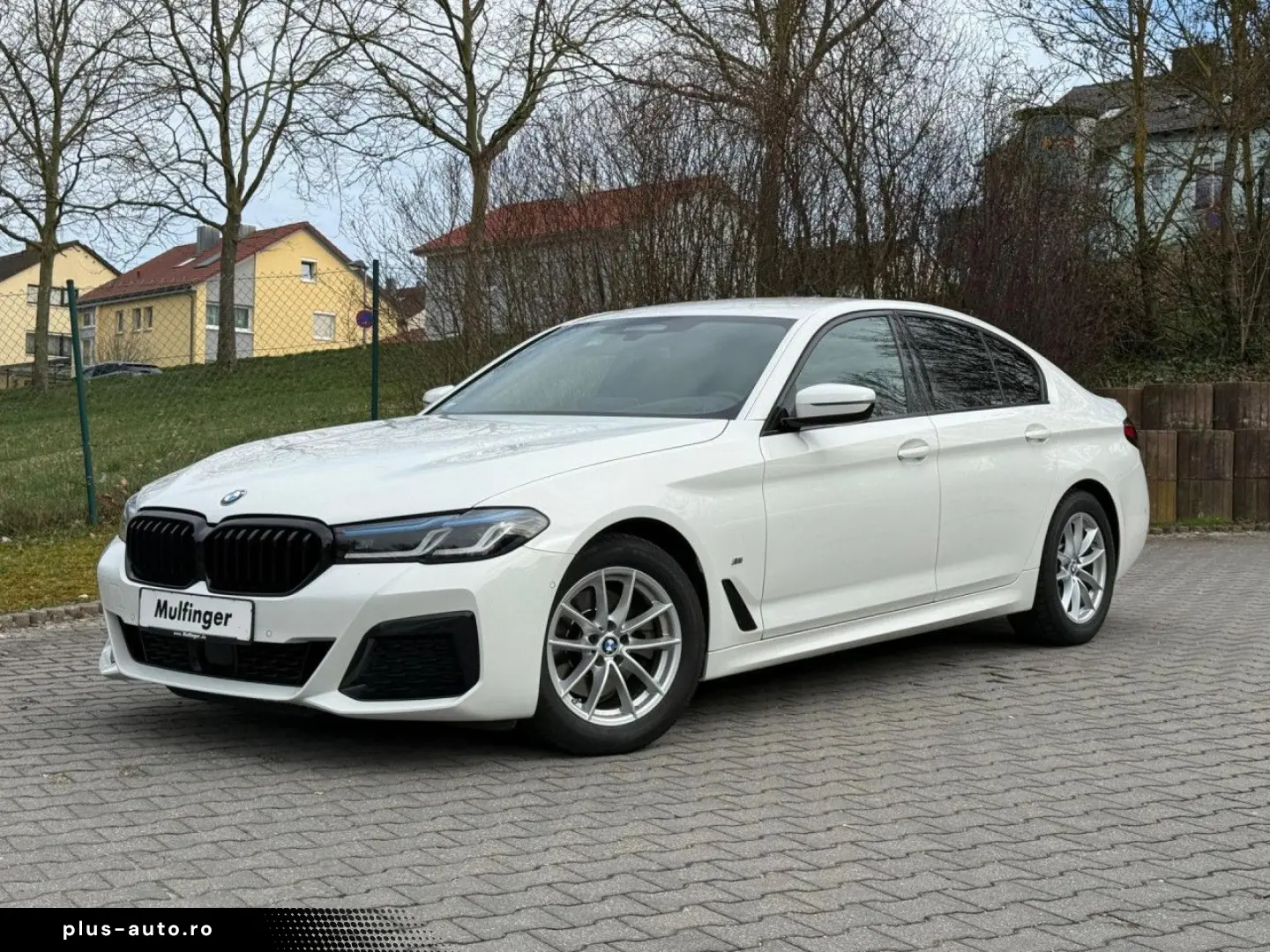 BMW 520d xDr.M Sport Laser ACC SurView 19  Fin.440 -