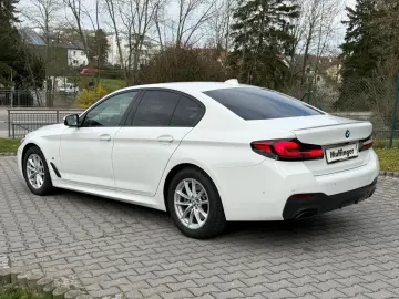 BMW 520d xDr.M Sport Laser ACC SurView 19  Fin.440 -