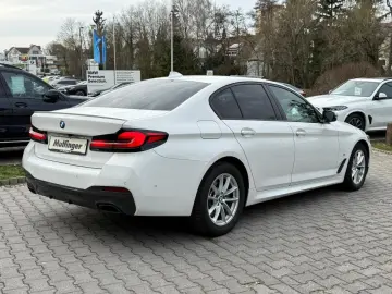 BMW 520d xDr.M Sport Laser ACC SurView 19  Fin.440 -