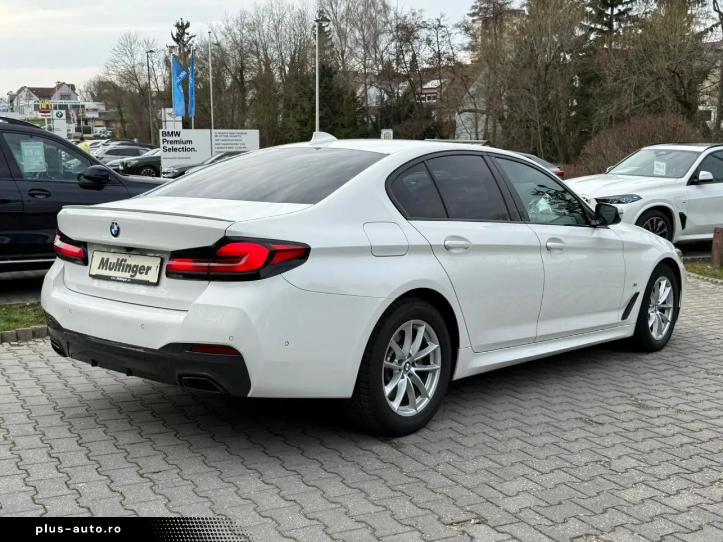 BMW 520d xDr.M Sport Laser ACC SurView 19  Fin.440 -