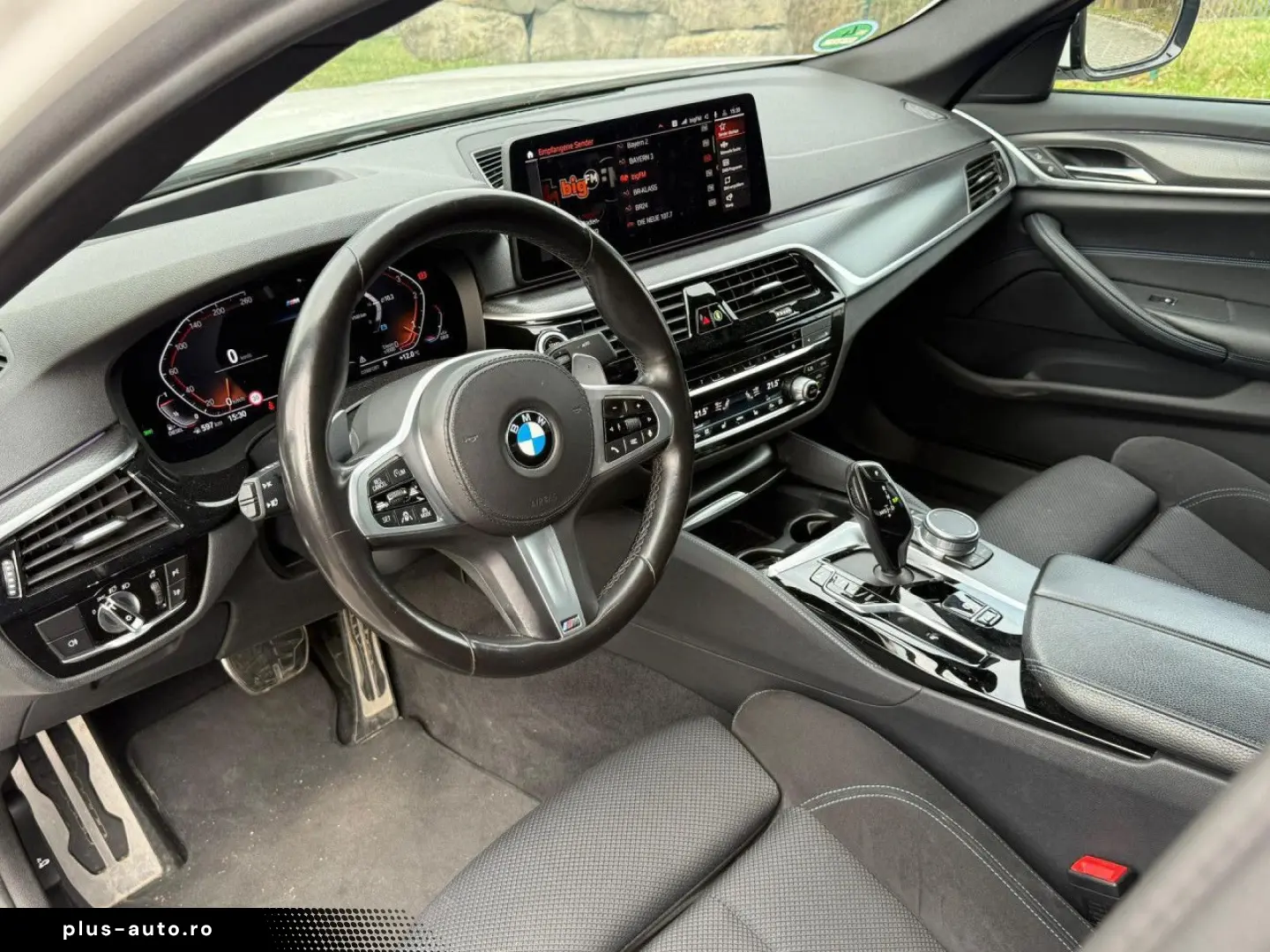 BMW 520d xDr.M Sport Laser ACC SurView 19  Fin.440 -