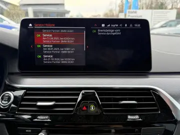 BMW 520d xDr.M Sport Laser ACC SurView 19  Fin.440 -