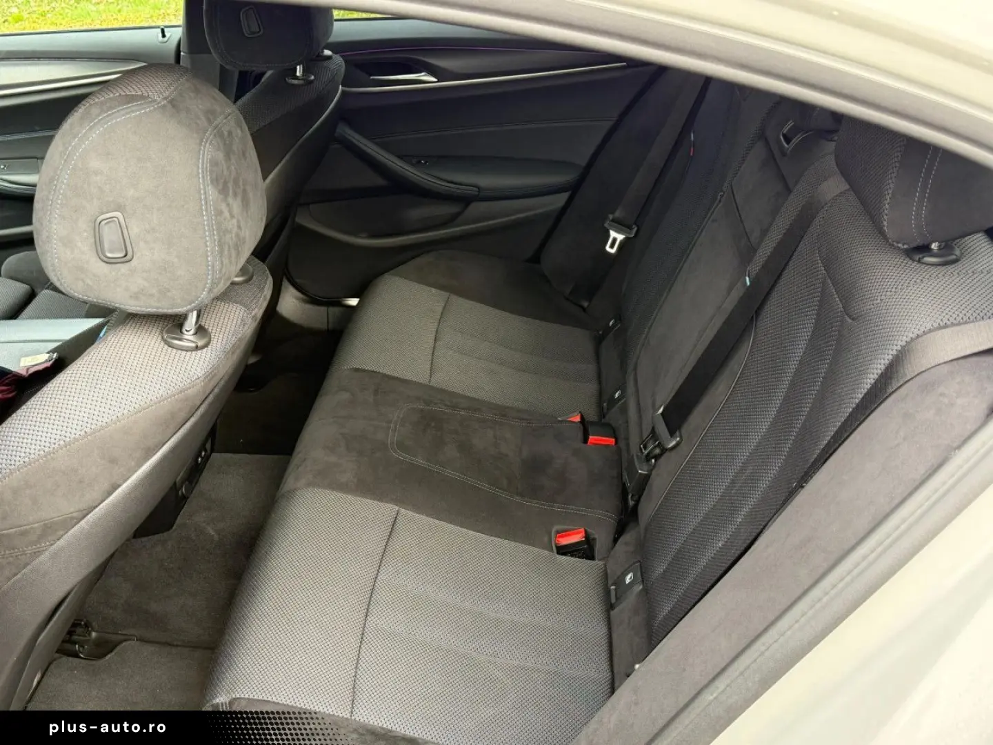 BMW 520d xDr.M Sport Laser ACC SurView 19  Fin.440 -