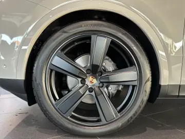 Porsche Cayenne SurroundView BOSE Luftfederung