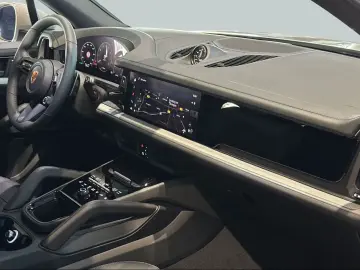 Porsche Cayenne SurroundView BOSE Luftfederung