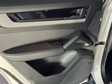 Porsche Cayenne SurroundView BOSE Luftfederung