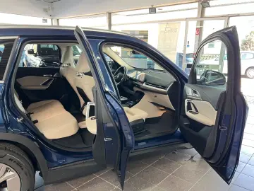 BMW X1 30e xD M Technic HaKa DAP HuD ParkPLUS Pano