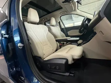 BMW X1 30e xD M Technic HaKa DAP HuD ParkPLUS Pano