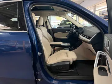 BMW X1 30e xD M Technic HaKa DAP HuD ParkPLUS Pano