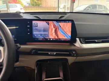 BMW X1 30e xD M Technic HaKa DAP HuD ParkPLUS Pano