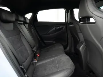 HYUNDAI i30 N Performance 2.0 TGDI LED NAVI KAMERA