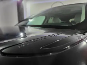 LAND ROVER Range Rover Velar R-Dynamic SE WERKSGAR 07 26