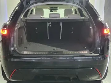 LAND ROVER Range Rover Velar R-Dynamic SE WERKSGAR 07 26