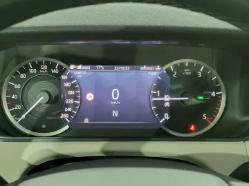 LAND ROVER Range Rover Velar R-Dynamic SE WERKSGAR 07 26