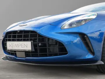 ASTON MARTIN Vantage Plasma Blue   Onyx Black