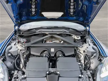 ASTON MARTIN Vantage Plasma Blue   Onyx Black