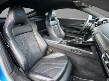 ASTON MARTIN Vantage Plasma Blue   Onyx Black