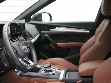 AUDI Q5 Sportback 55 TFSI e quattro edition one KLIMA