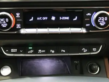 AUDI Q5 Sportback 55 TFSI e quattro edition one KLIMA