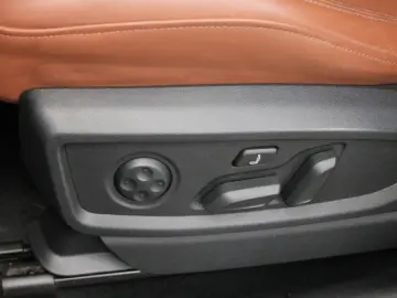 AUDI Q5 Sportback 55 TFSI e quattro edition one KLIMA