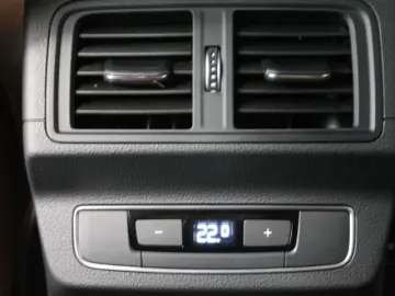 AUDI Q5 Sportback 55 TFSI e quattro edition one KLIMA