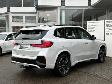 BMW X1 xDr.25e M Sport Pro ACC HUD SurView PanoD.19