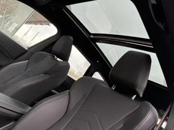 BMW X1 xDr.25e M Sport Pro ACC HUD SurView PanoD.19