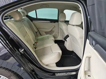 Skoda Superb 2.0 TDI 190 CP 4X4 DSG Style