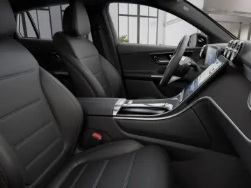 MERCEDES-BENZ GLC 300 e 4M Coupé Pano Leder FAP  Dig…