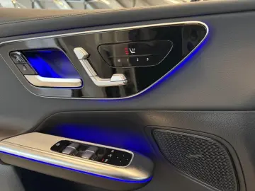 MERCEDES-BENZ GLC 300 de 4M Coupé AMG Night Pano DIS…