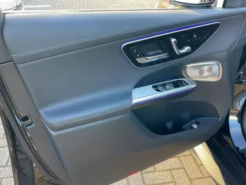 MERCEDES-BENZ GLC 300 de 4M Coupe AMG Pano Head Up M…