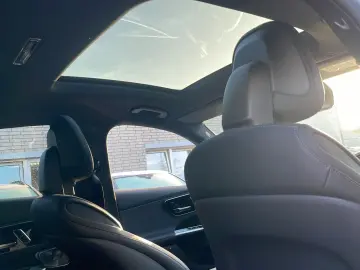 MERCEDES-BENZ GLC 300 de 4M Coupe AMG Pano Head Up M…